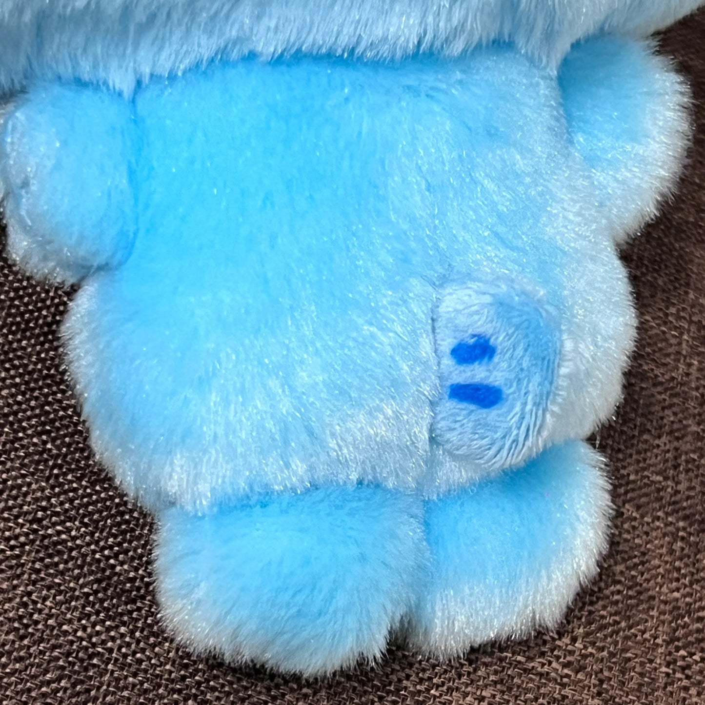 Hangy super limited plushies