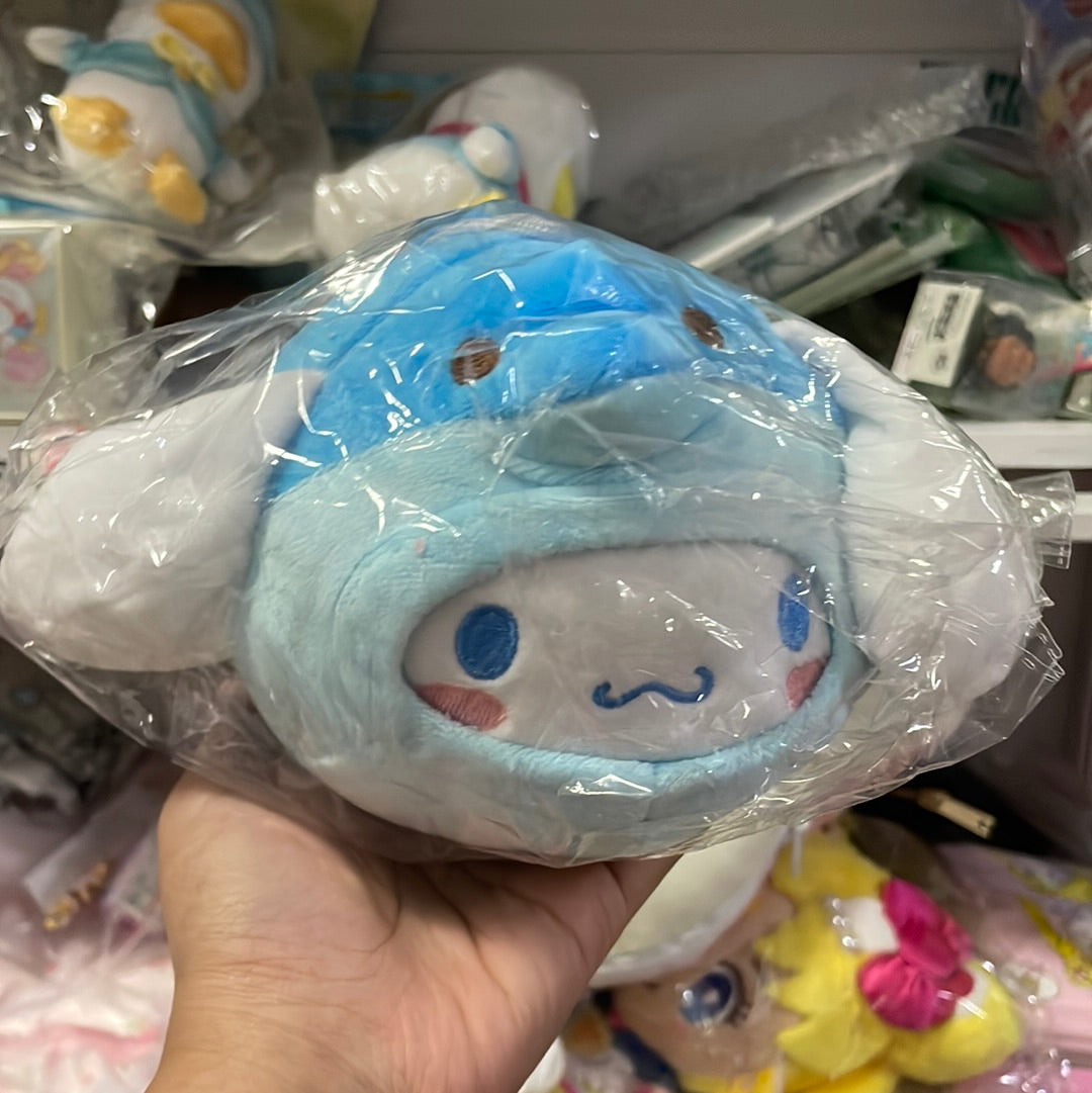 Clearance Cinnamoroll shark plushy