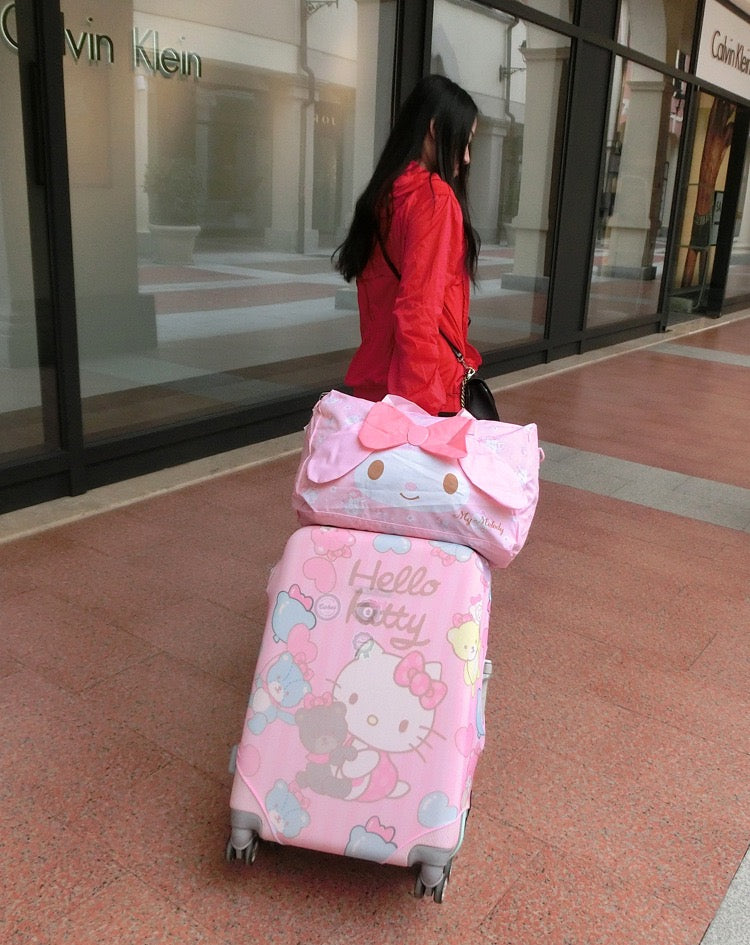 HP90 Sanrio foldable travel bag😍 size:22*14cm open size:45*30*20cm