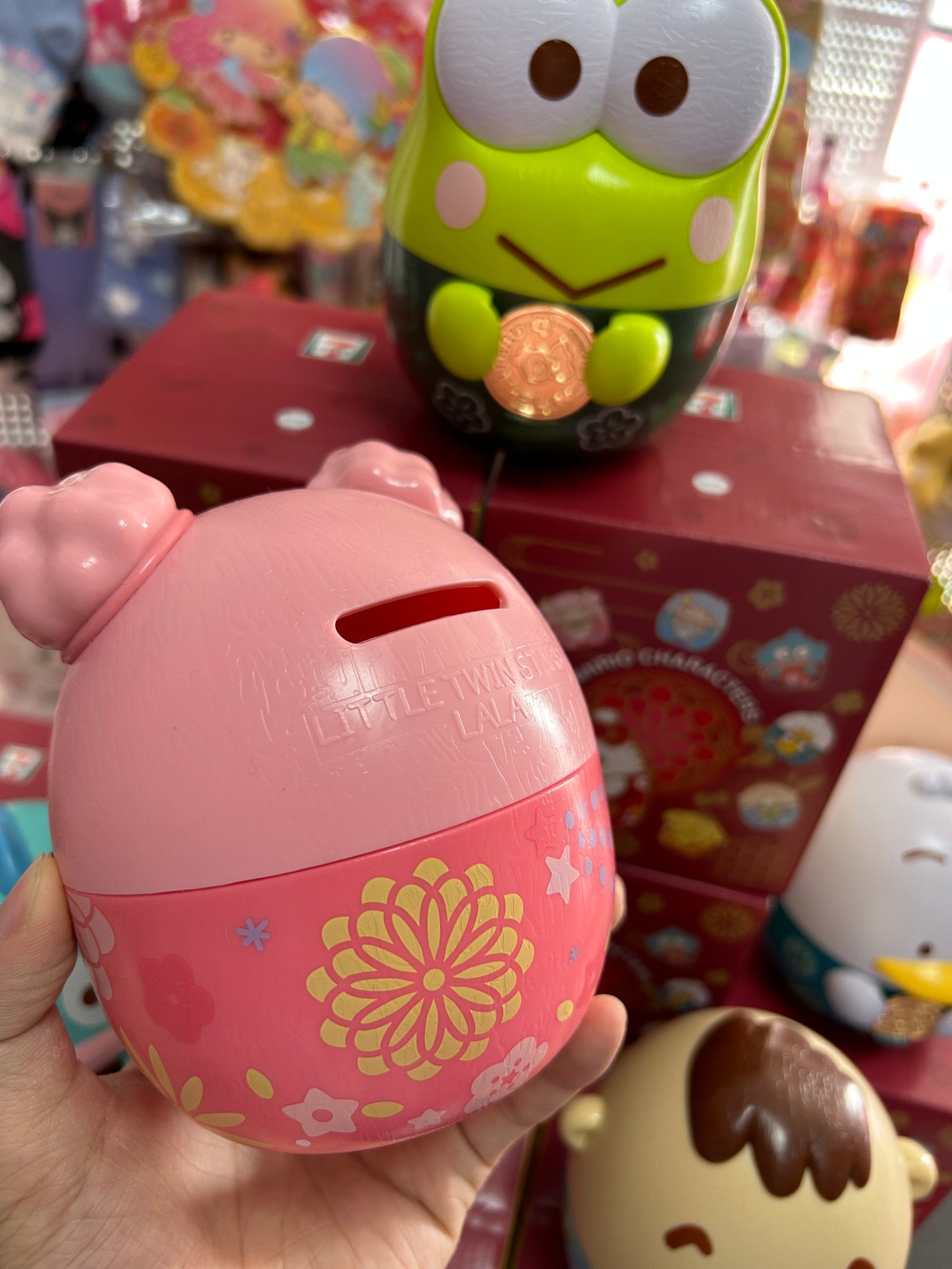 H109 Sanrio New Year Bank 7-11 blind box