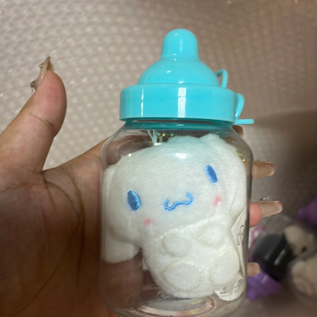 Clerance 50% off baby milk bottles my melody plushies cinnamoroll plushies hello kitty plushies Kuromi plushies