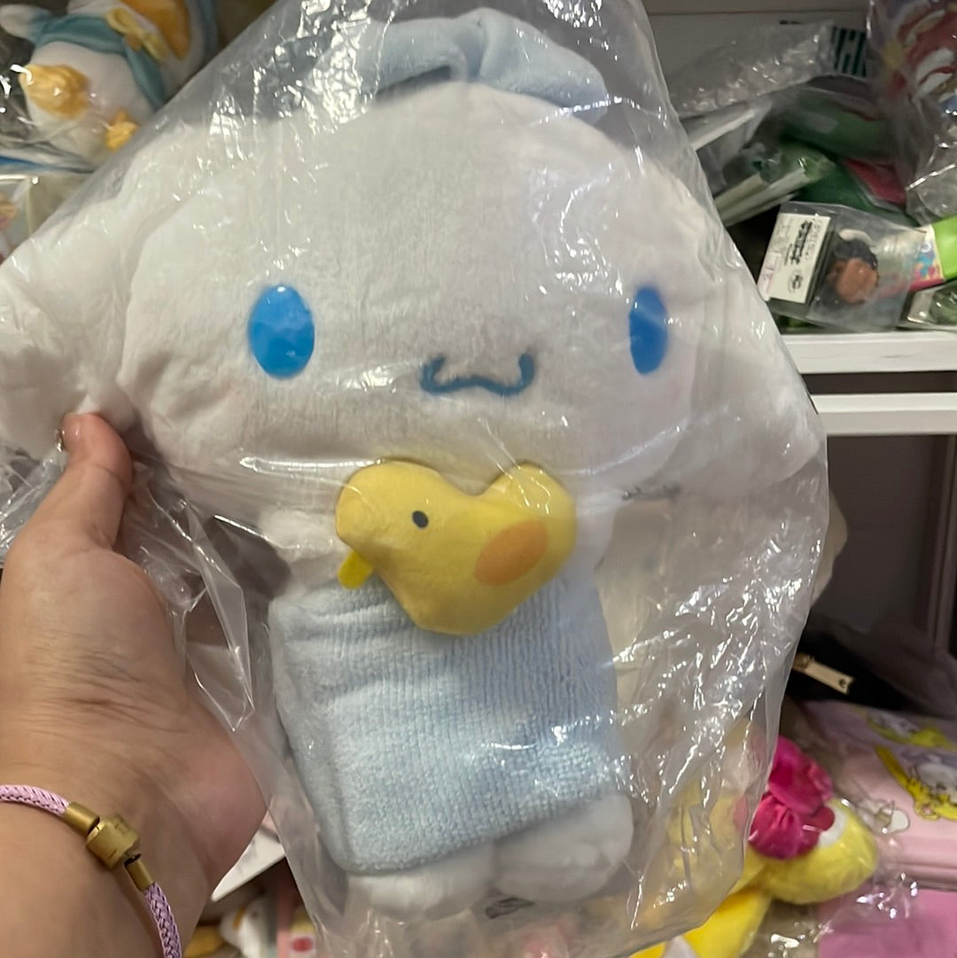 Clearance Cinnamoroll taking bath plushy