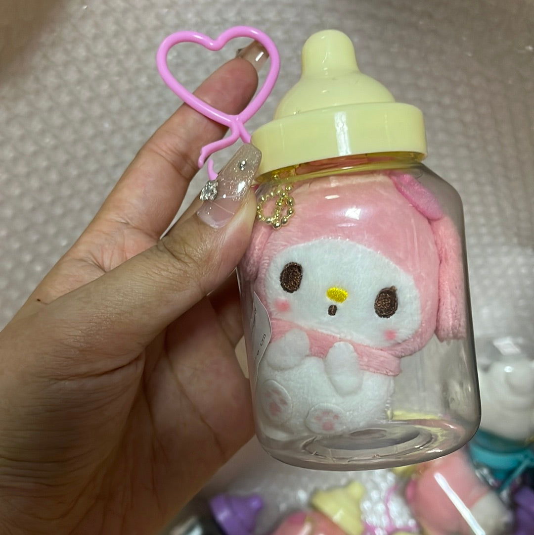 Clerance 50% off baby milk bottles my melody plushies cinnamoroll plushies hello kitty plushies Kuromi plushies