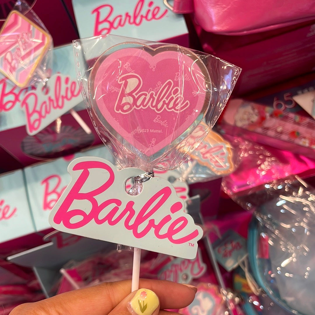 Barbie paper clips