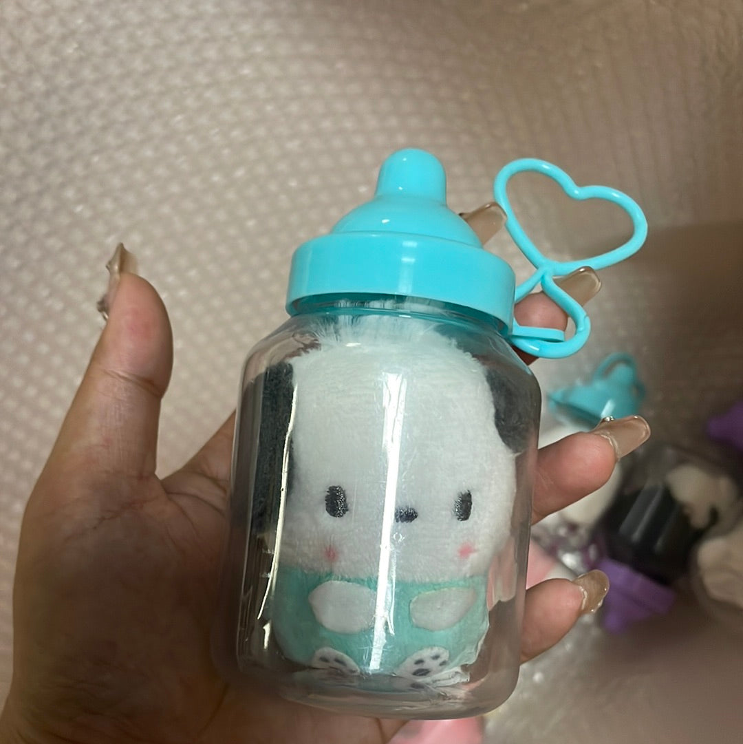 Clerance 50% off baby milk bottles my melody plushies cinnamoroll plushies hello kitty plushies Kuromi plushies