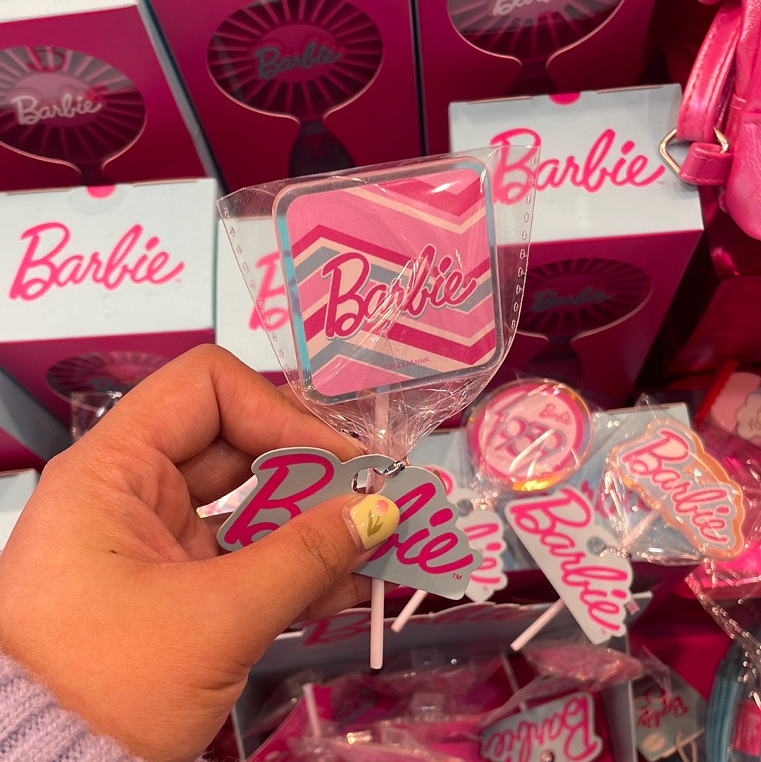 Barbie paper clips