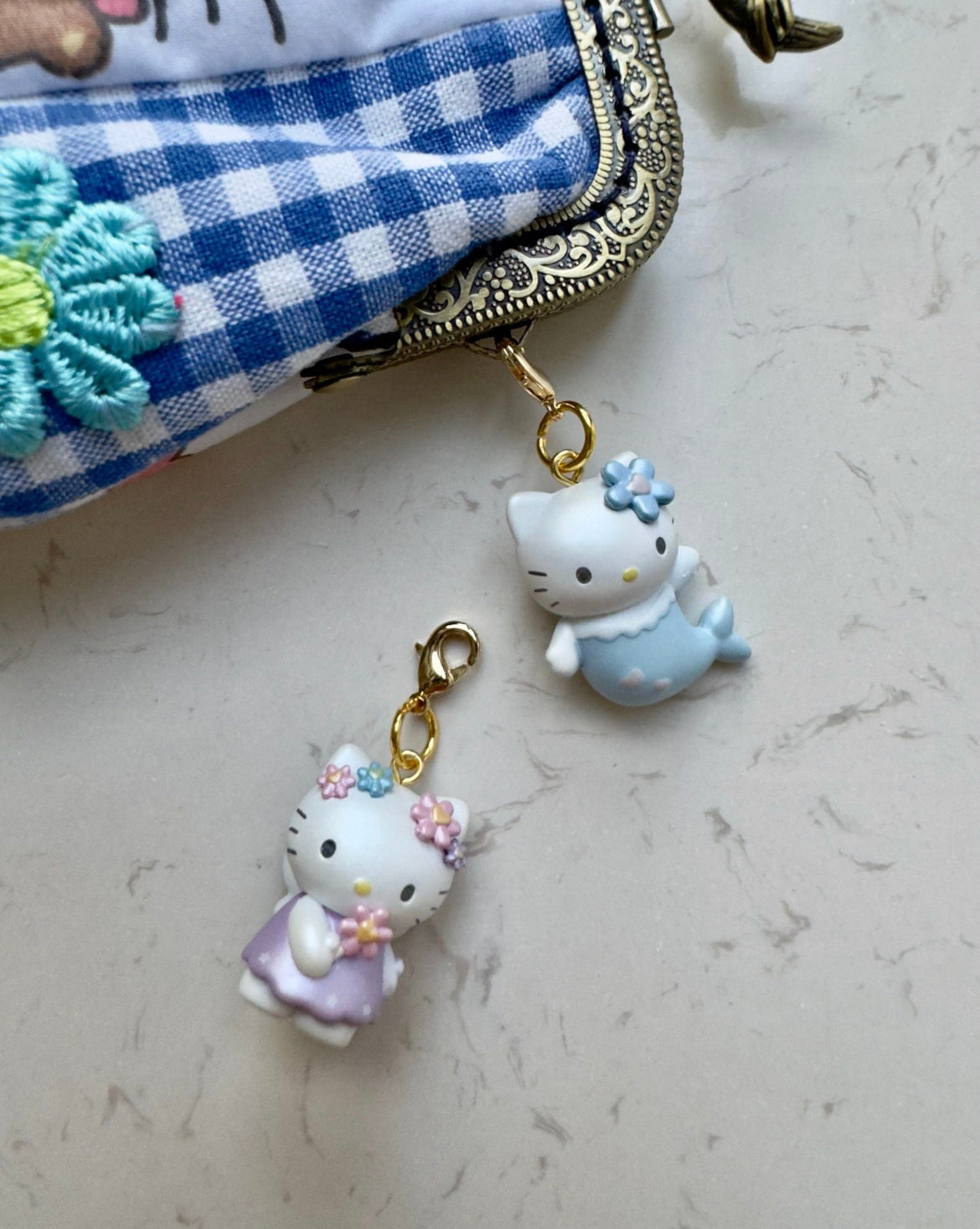 NIC Sanrio characters Hello Kitty phone charms blind box