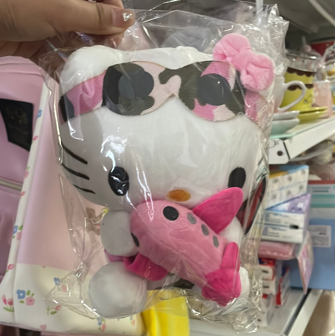 Clearance Hello Kittt pilot plushy