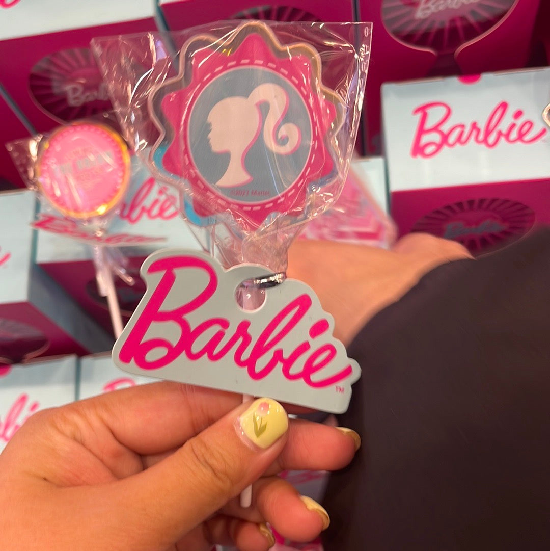 Barbie paper clips