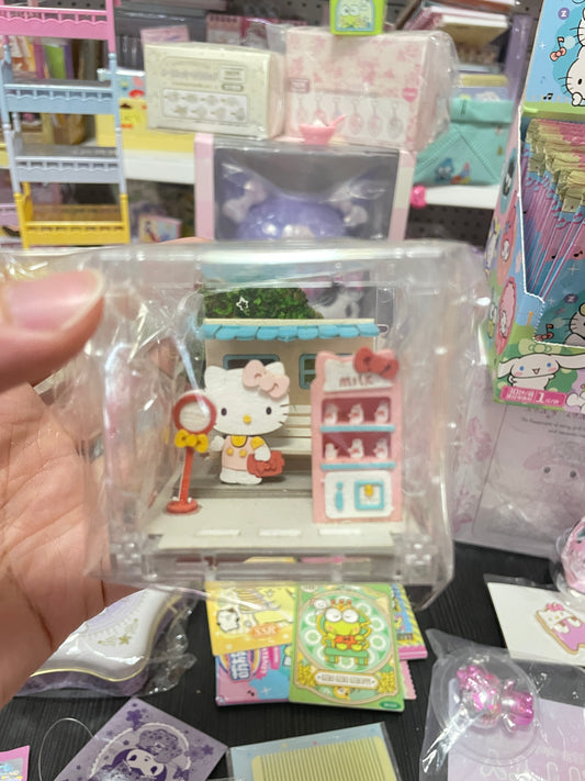 hello kitty figure toptoy sale