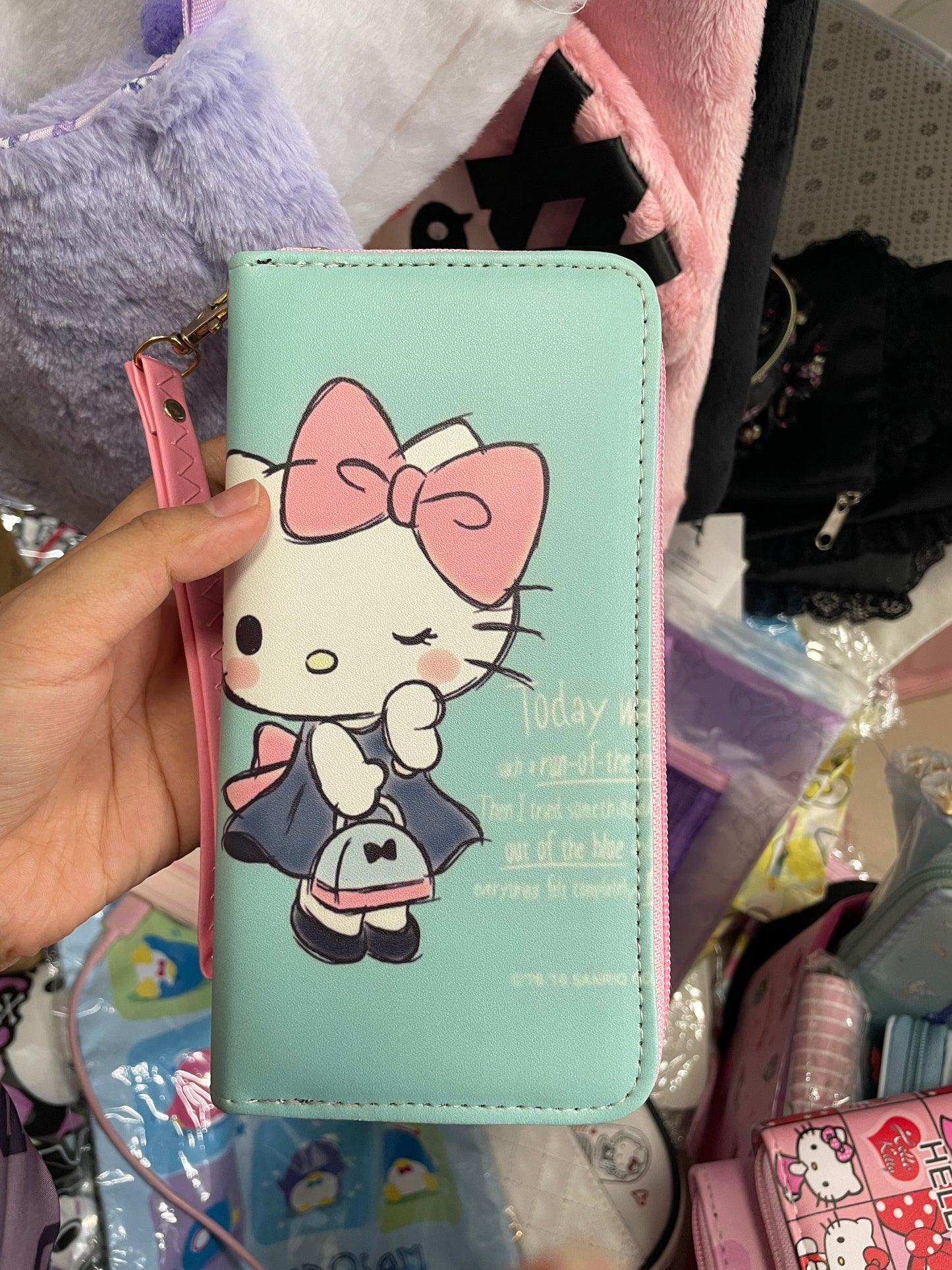 Clearance hello kitty wallet