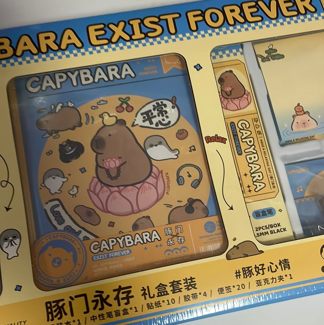 Capybara stationery set