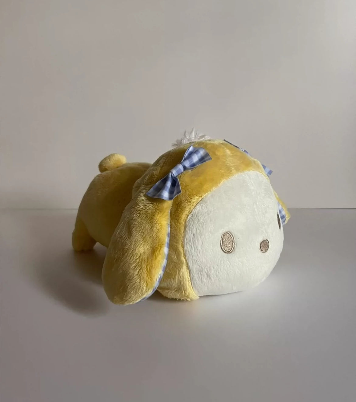 Taking a break plushies Pom Pom Purin Kuromi My Melody Hangyodon Cinnamoroll Pochacco