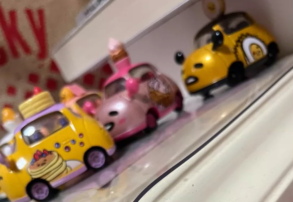 Gudetama cars one set vintage