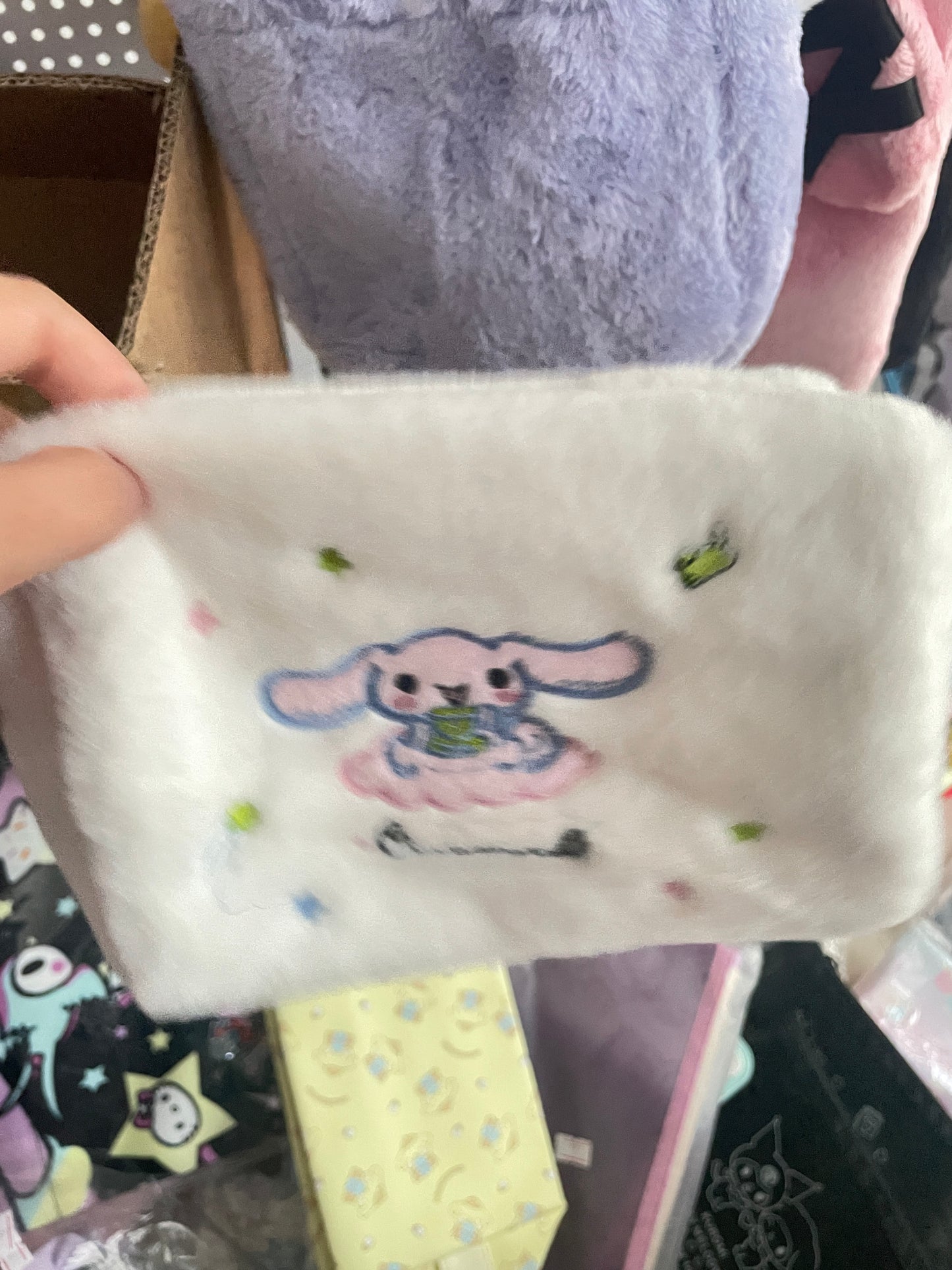 Clearance cinnamoroll furry pouches