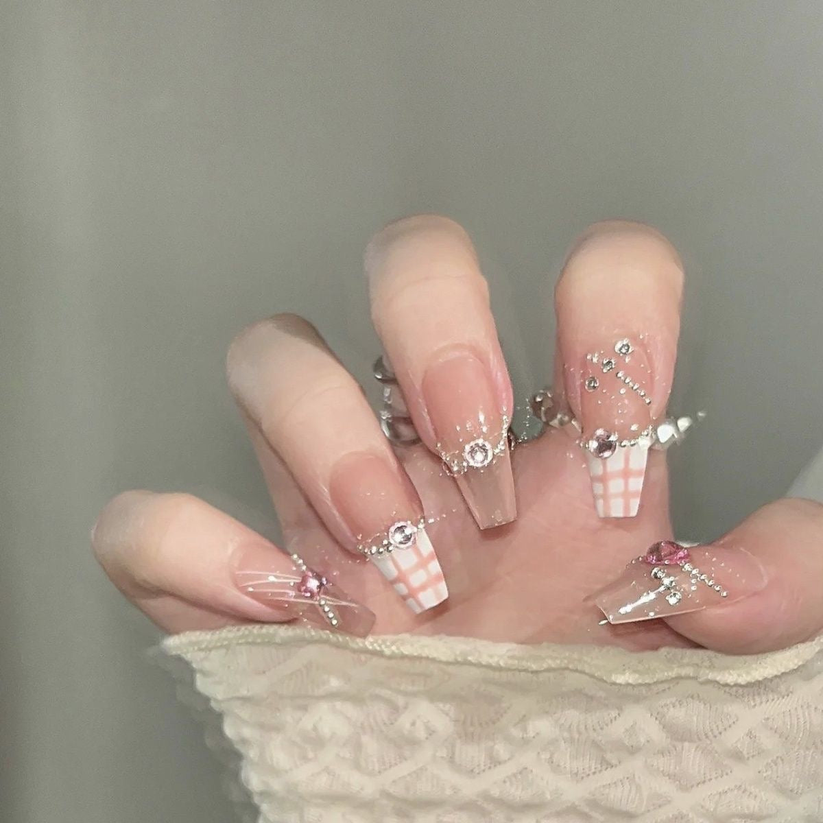 Best selling designs press on nails 2023