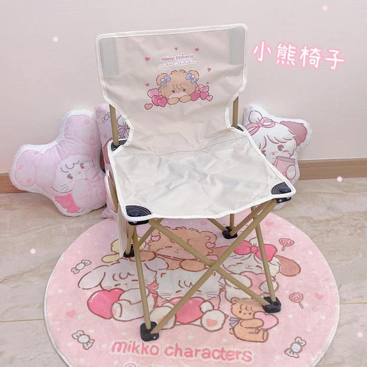 Mikko illustrations chair