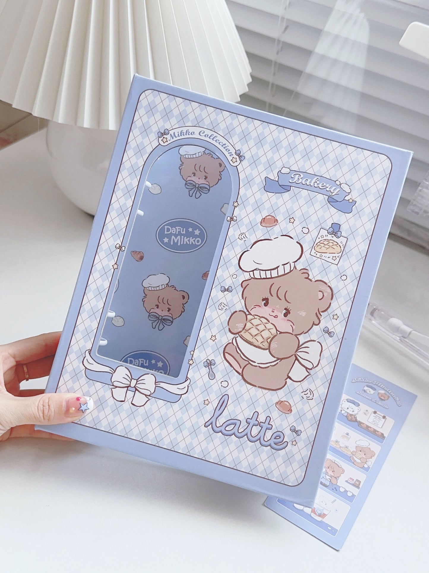 Mikko Illustrations Binder